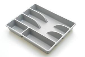 boîte de cuisine avec couverts pour cuillères, fourchettes, couteaux sur fond blanc photo