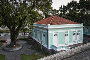 Bâtiment historique du patrimoine colonial portugais dans la vieille ville de Taipa à Macao, Chine photo