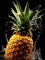 juteux ananas éclaboussure sur noir Contexte photo