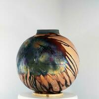 raku céramique poterie vase arc en ciel aurore texturé modèle Accueil décor pièce de raaquu par adil gani de Malaisie photo