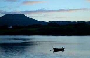 solitaire canot sur loch dunvegan photo