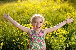 la petite fille aux tresses photo