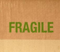 carton ondulé fragile photo