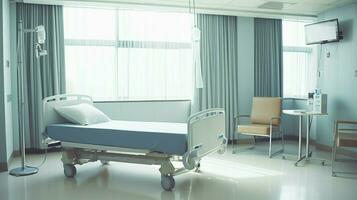 moderne hôpital pièce avec vide lit et chaise photo