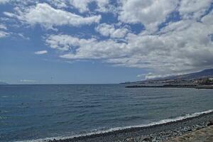 été paysage avec plage et océan sur le canari île Espagne photo