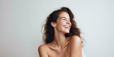 portrait de une content Jeune femme en riant. ai généré. photo