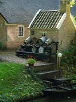 le petit village de giethoorn dans le Pays-Bas photo