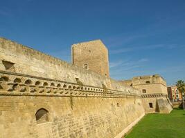 ville de bari en italie photo