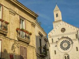 ville de bari en italie photo