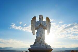 ange statue avec lever du soleil dans le arrière-plan, religion et spiritualité concept. ai généré photo