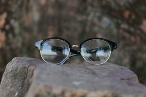 des lunettes sur brouiller Contexte photo