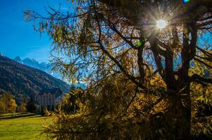 paysage de le français Alpes dans l'automne photo