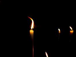 bougies dans le noir photo