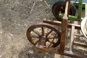 vieux et antique articles sont vendu à une Puce marché dans Israël. photo