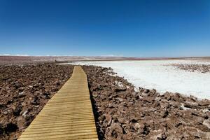 paysage de le caché baltinache lagunes - atacama désert - Chili. photo