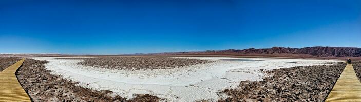 paysage de le caché baltinache lagunes - atacama désert - Chili. photo