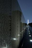 etats unis, washington dc, mémorial des vétérans du vietnam, vue nocturne photo