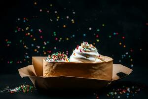 une petit gâteau avec fouetté crème et arrose. généré par ai photo