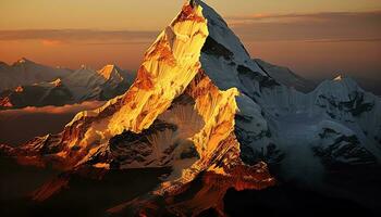 une Montagne de pointe avec Orange des nuages et une le coucher du soleil ai généré photo