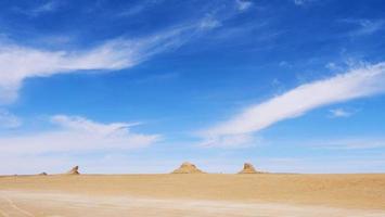 Dachaidan Wusute Water Parc géologique de Yadan à Qinghai en Chine photo