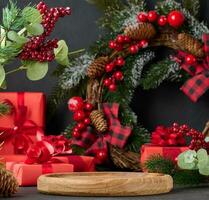 vide rond en bois Plate-forme pour affichage des produits dans le milieu de Noël décor photo