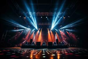 Roche concert, silhouettes de gens dans le brillant des rayons de projecteurs. généré par artificiel intelligence photo