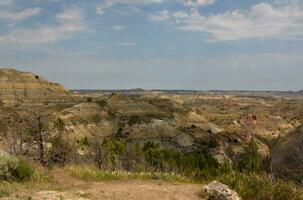 roulant collines dans le badlands dans Nord Dakota photo