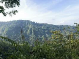 montagnes la nature et bleu ciel Contexte photo