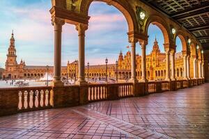 panoramique vue de place de espana dans Séville, Espagne photo