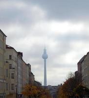 Tour de télévision tv fersehturm à Berlin, Allemagne photo