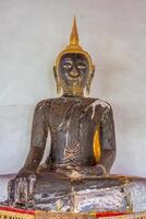 image de Bouddha statue à wat pho temple. Bangkok, Thaïlande. photo