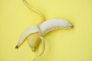 Frais banane sur Jaune Contexte photo