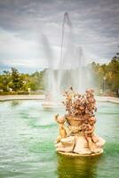 ornemental fontaines de le palais de aranjuez, Madrid, Espagne. photo