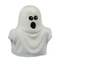 dessin animé Halloween fantôme sur une blanc Contexte. photo