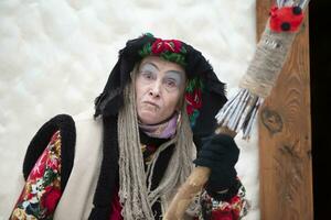 baba yaga. Fée conte personnage mal grand-mère de russe Fée conte. Halloween costume. photo