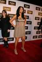 Kimora Lee Simmons en arrivant à le première de pousser à le mann village théâtre dans nous nous tenions Californie sur janvier 29 2009 2008 photo