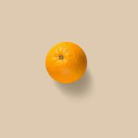 Orange fruit sur en bois table Contexte photo