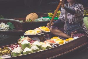 damnoen Saduak flottant marché dans Ratchaburi près Bangkok, Thaïlande photo