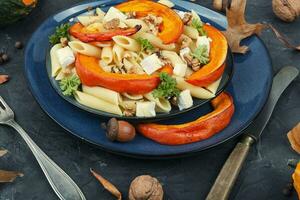 Pâtes avec citrouille. photo