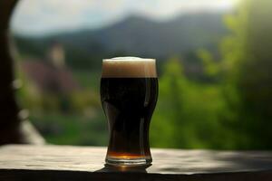 foncé Bière verre sur en bois tableau. produire ai photo