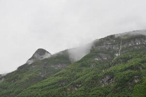 montagnes dans pergine valsugana photo