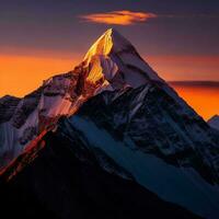 ai génératif Aube plus de le neige plafonné montagnes. neigeux Montagne de pointe à aube. lever du soleil dans montagnes. Montagne lever du soleil paysage photo