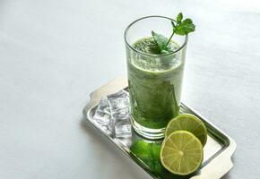 vert smoothie fermer photo