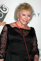 elke sommer en arrivant à le Roche à effacer SP gala à le siècle place Hôtel dans siècle ville Californie sur mai 8 2009 photo