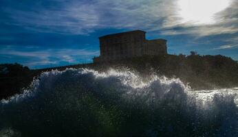 vague sur le Port de marseille photo