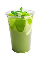 tropical vert cocktail avec citron et Frais menthe photo