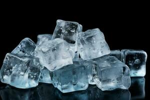 cristal clair fondu la glace cubes avec gouttes. génératif ai photo