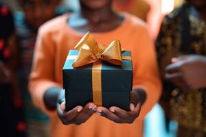 enfants journée - une enfant recevoir ou donnant une cadeau. enfants journée est une commémoratif date, célèbre chaque année dans honneur de les enfants. chaque pays a une fête date. ai génératif photo