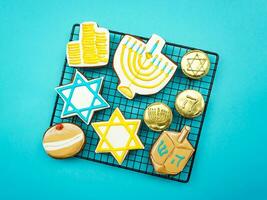 célébrer hanukkah. le concept de le Hanoukka vacances. photo