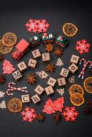 magnifique Noël composition avec copie espace avec un une inscription dans en bois cubes photo